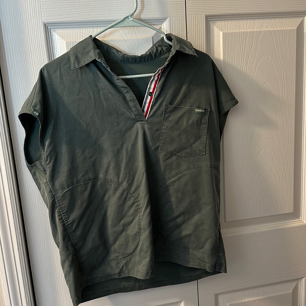 Mediclo Scrubs Top and Bottom